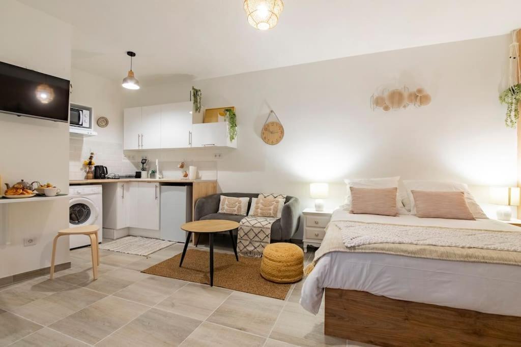 Studio « Le Boheme Chic » Nîmes Exterior foto